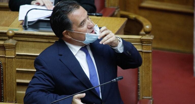 Απάντηση Γεωργιάδη για την πρόσληψη της κόρης του στο Ελληνικό: «Δηλαδή, το παιδί μου δεν μπορεί να δουλέψει πουθενά;»