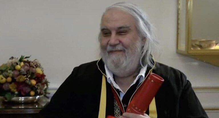Βαγγέλης Παπαθανασίου: Τον ύμνησε η υφήλιος, δεν τον τίμησε ο Βόλος