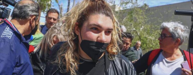 Δήμητρα Πισπιρίγκου: Αποδοκιμάστηκε κατά την άφιξή της στη ΓΑΔΑ 