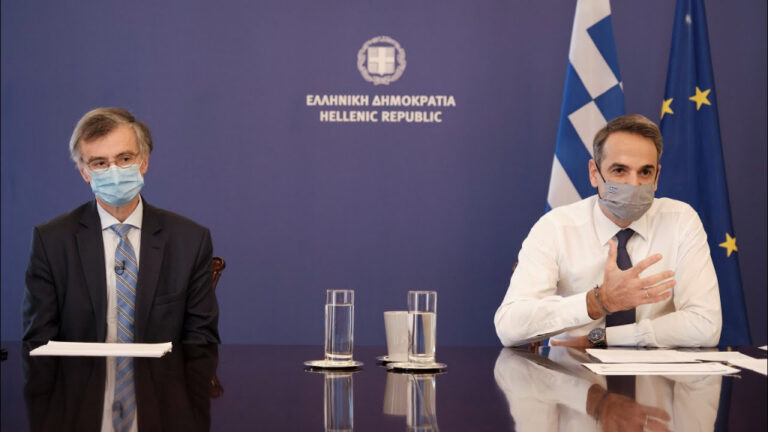Φτάνουμε τις 10.000: Tα 2 μέτρα που επιστρέφουν άμεσα αν αυξηθούν κι άλλο τα κρούσματα