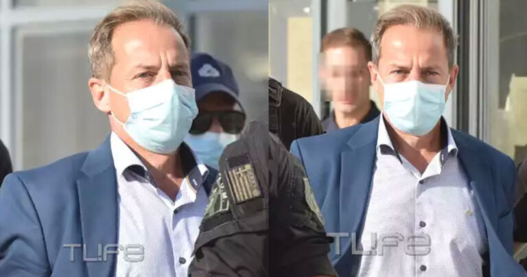 Με βλέμμα ικανοποίησης βγήκε από το δικαστήριο ο Λιγνάδης μετά που αθωώθηκε
