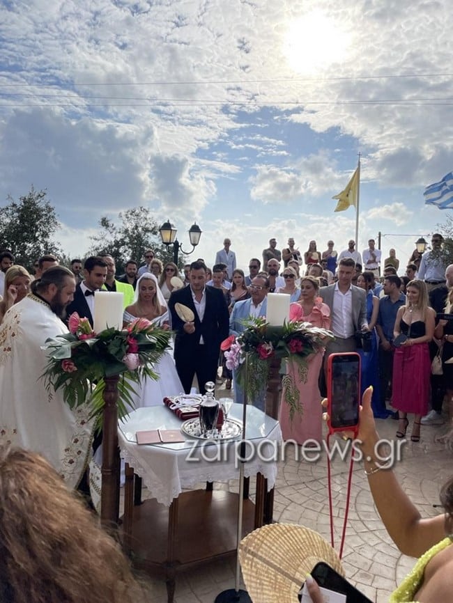 2d5ec681a08644cf978b7df9bedf094a