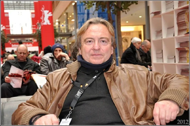 Δύσκολες στιγμές για τον Δημήτρη Κατσιμάνη – Η αδελφή του, θέλει να του πάρει το σπίτι