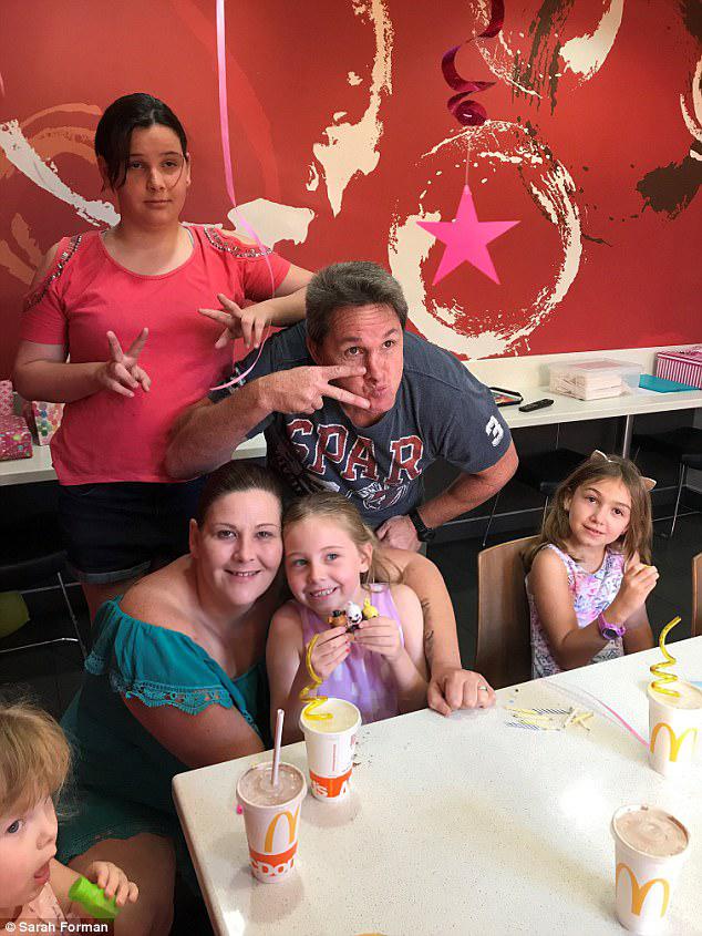 45290af000000578 4961466 mia put on a brave face during her mcdonald s birthday pictured a 62 1507530831548