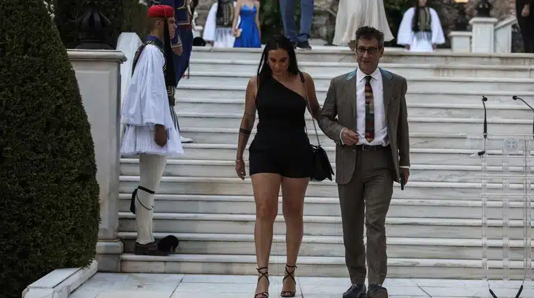 Ποια ήταν η καλεσμένη στο Προεδρικό με το «καuτό σορτς»- Η αποκάλυψη του Ορέστη Ανδρεαδάκη