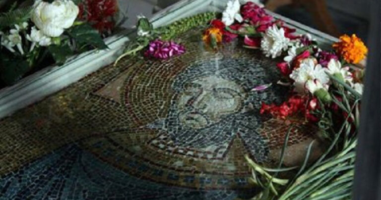 Λέγομαι Μαρία,είμαι 50 χρονών και μεσίτρια στο επάγγελμα. Θέλω να σας διηγηθώ μια προσωπική μου εμπειρία,για μένα ενα θαύμα που βίωσα