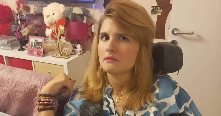 «Ραγίζει» καρδιές η μητέρα της Μυρτούς – «Δεν θα σταματήσω ποτέ να παλεύω, παρά μόνο όταν σε δω όρθια»