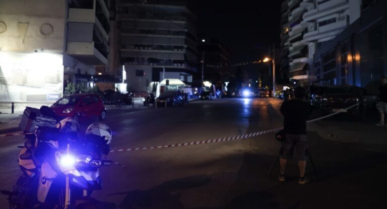 Κινηματογραφική καταδίωξη κακοποιού στους Αγίους Αναργύρους: Πυροβόλησε και τραυμάτισε δύο αστυνομικούς