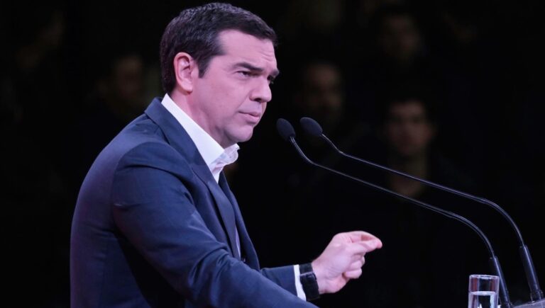 Tσίπρας: «Ο Μητσοτάκης να καταλάβει πως ήρθε η ώρα να φύγει»
