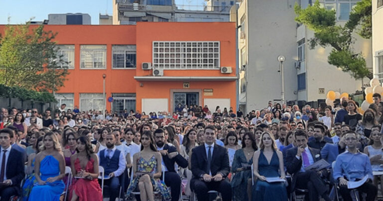 Ορκίστηκε η επόμενη γενιά γιατρών της Ιατρικής Σχολής Αθηνών