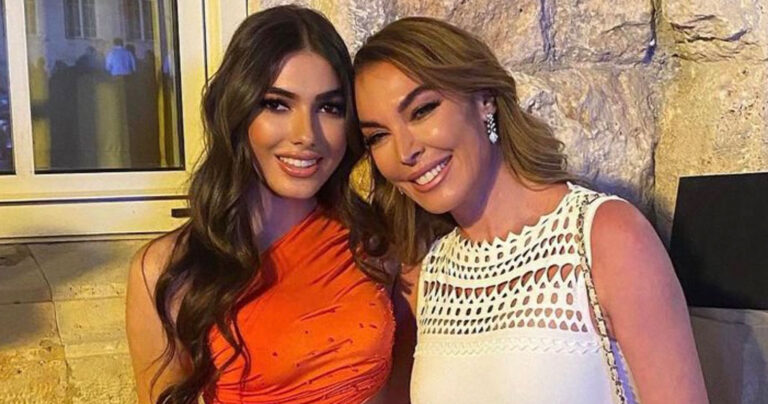 Τατιάνα Στεφανίδου: Το τρυφερό μήνυμα και η φωτογραφία από την τελετή αποφοίτησης της κόρης της Λυδίας Ευαγγελάτου