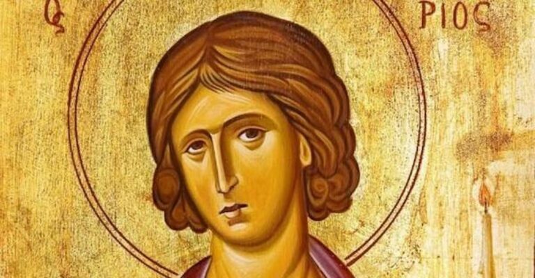 Γιατί ο Άγιος Φανούριος στις εικόνες του κρατάει ένα κερί;