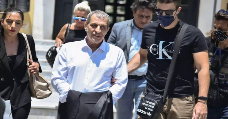 Θέμης Αδαμαντίδης: «Πήρε τα κλειδιά από το σπίτι και δεν με άφηνε να μπω»