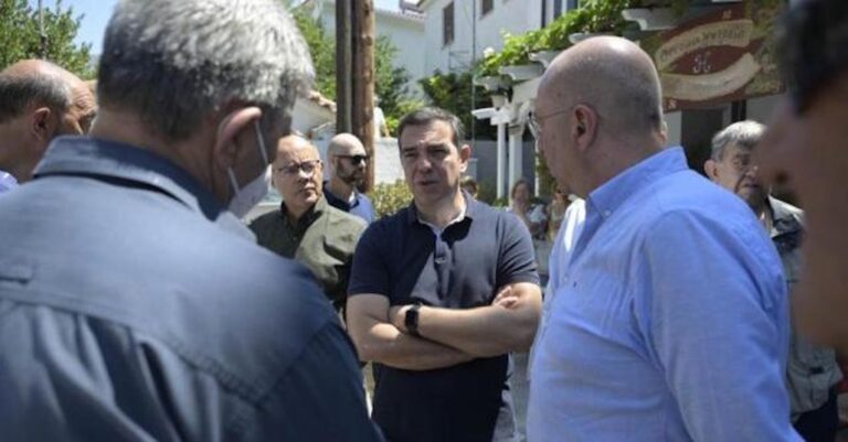 Τσίπρας: «Ήρθε η ώρα ο Μητσοτάκης να φύγει πριν καταστρέψει τη χώρα»