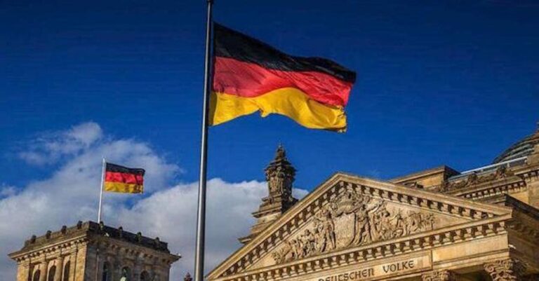 Αντιμέτωπη με «σούπερ καταστροφή» η Γερμανία εάν διακοπεί το ρωσικό φυσικό αέριο