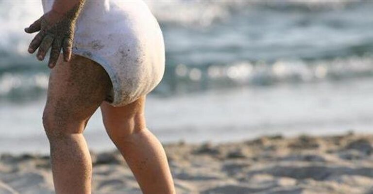 Χανιά: Aστυνομικός εκτός υπηρεσίας έσωσε μωρό από πνιγμό