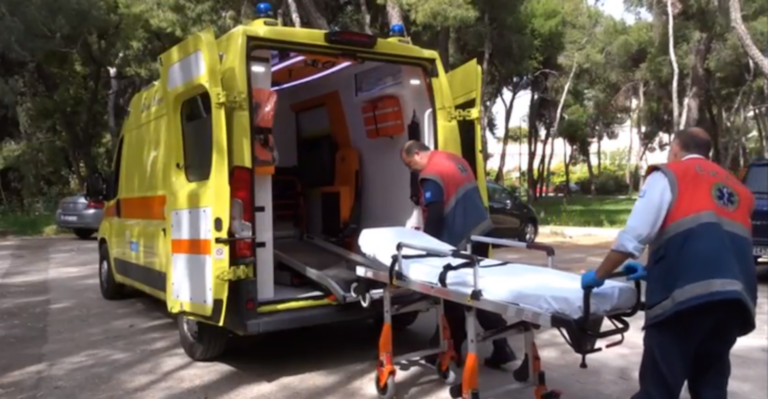 Λάρισα: Αναστάτωση με 14χρονη που κατέρρευσε ξαφνικά – Μεταφέρθηκε στο νοσοκομείο