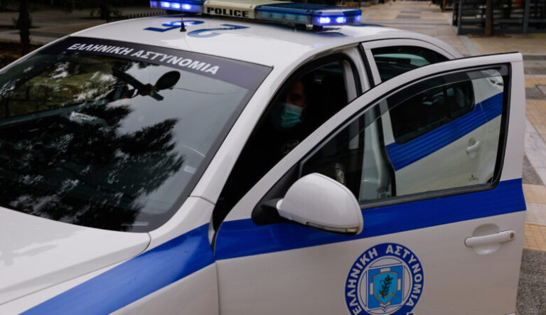 Τραγωδία στη Λαμία: Βρήκαν 29χρονη κρεμασμένη μέσα στο σπίτι της