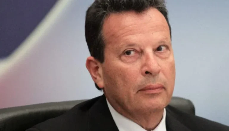 Ανάρτηση σοκ από Γιώργο Κυρτσο: «Με ενημέρωσαν πως παρακολουθείται το κινητό μου»