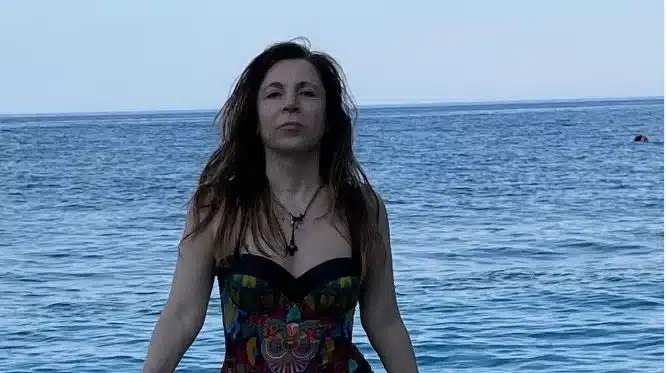 Μπορείτε να μαντέψετε ποια ηθοποιός είναι στην φωτογραφία;
