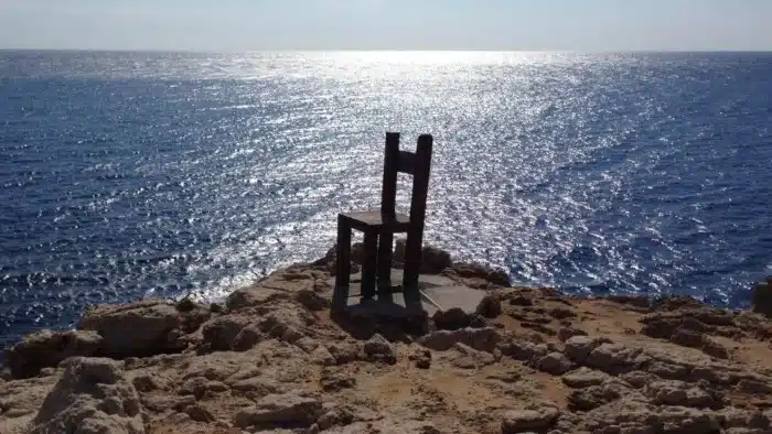 ena zeygari poy to lene eytychia oi dyo eroteymenoi poy metanasteysan sti gaydo kai vrikan to noima tis zois 5