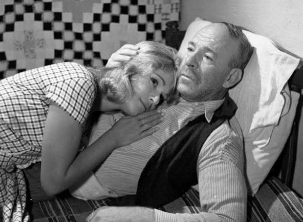 ezgif.com gif maker 2021 08 15t094133.406