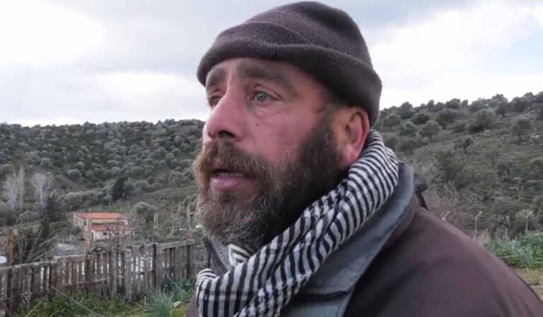 Κτηνοτρόφος για μετανάστες: «Αυτοί παίρνουν 500-800 εuρώ τον μήνα κι εγώ κάθομαι εδώ στο ξεροβόρι»
