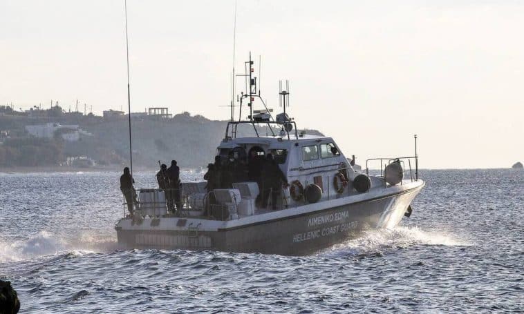 Σουρωμένος χειριστής βάρκας χτύπησε 15χρονο παιδί στη θάλασσα