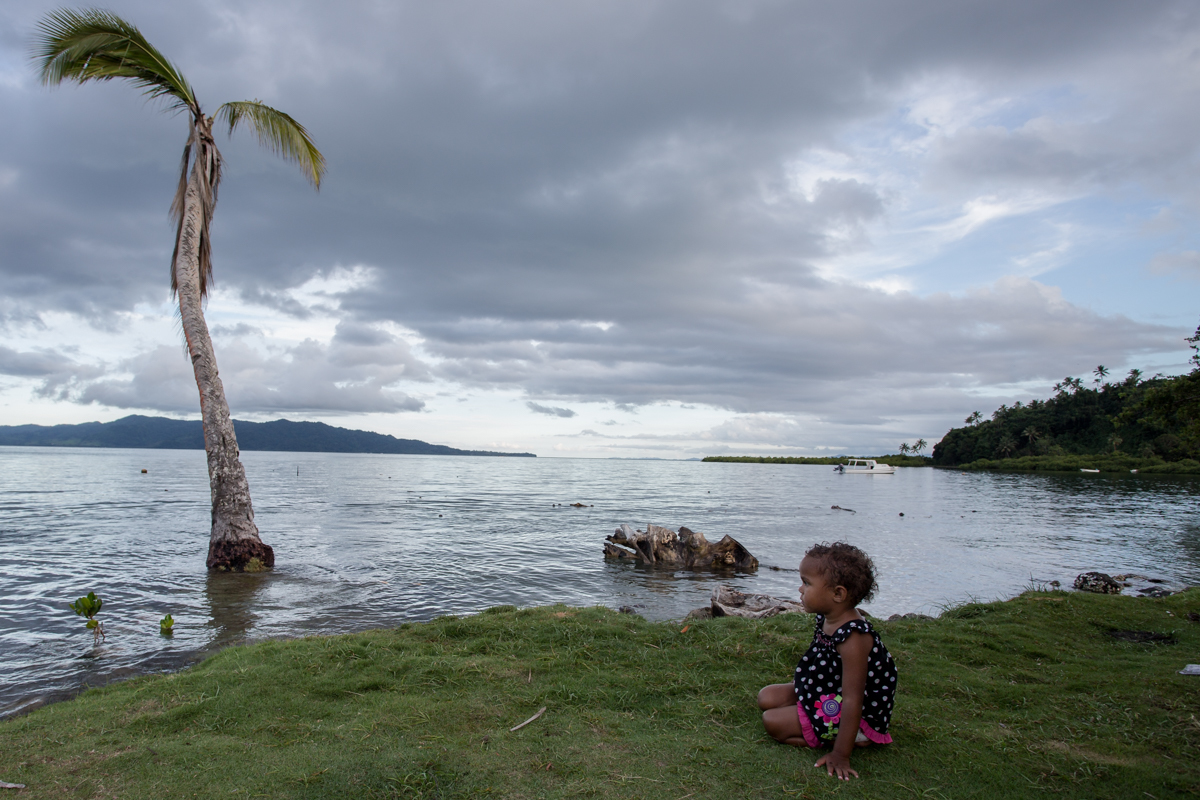photographing fijis sinking island communities 1426565279
