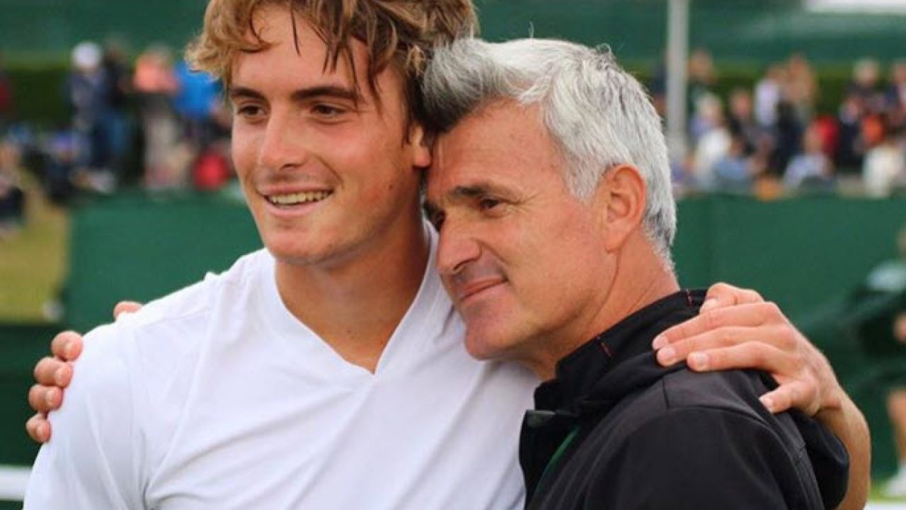 stefanos tsitsipas and father 1280x720 1