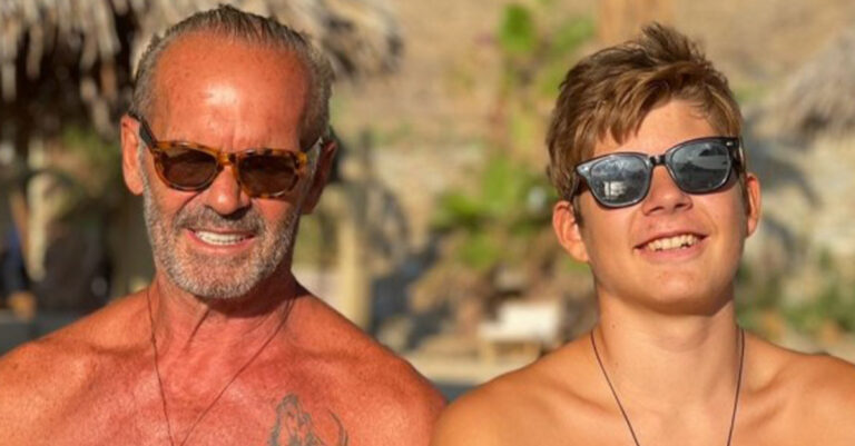 Πέτρος Κωστόπουλος: Διακοπές στο νησί των Ανέμων μαζί με τον κούκλο γιο του σε νυχτερινή έξοδο