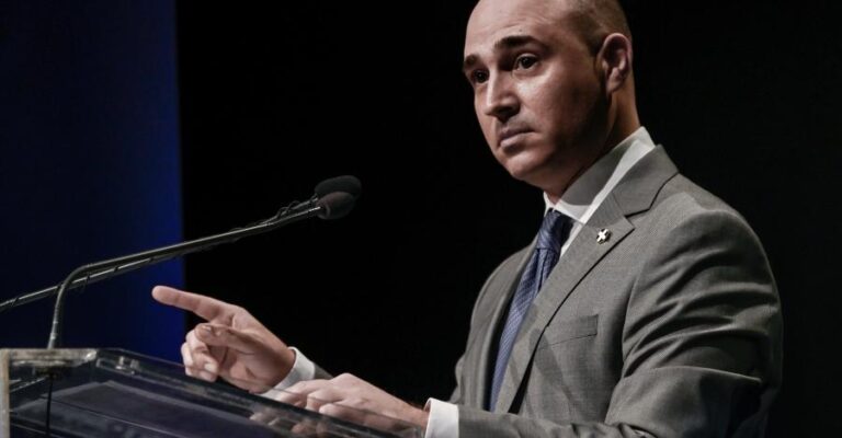 Κωνσταντίνος Μπογδάνος: Και εγένετο «ΠΑΤΡΙΔΑ» – Αυτό είναι το νέο κόμμα του