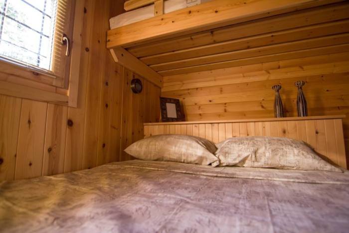 deite to esoteriko apo to proto spiti se schima varelioy poy kataskeyastike stin kalampaka ki entyposiazei 5