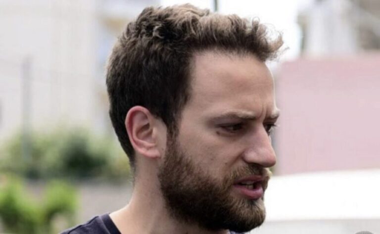 Μπάμπης Αναγνωστόπουλος: Που θα μεταβιβάσει την περιουσία του