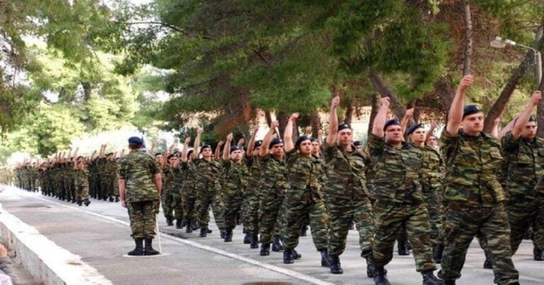 Γράμμα μόνης μαμάς: «Γιατί ρε φίλε να σου στείλω το παιδί μου να υπηρετήσει την πατρίδα; Ποια πατρίδα;»