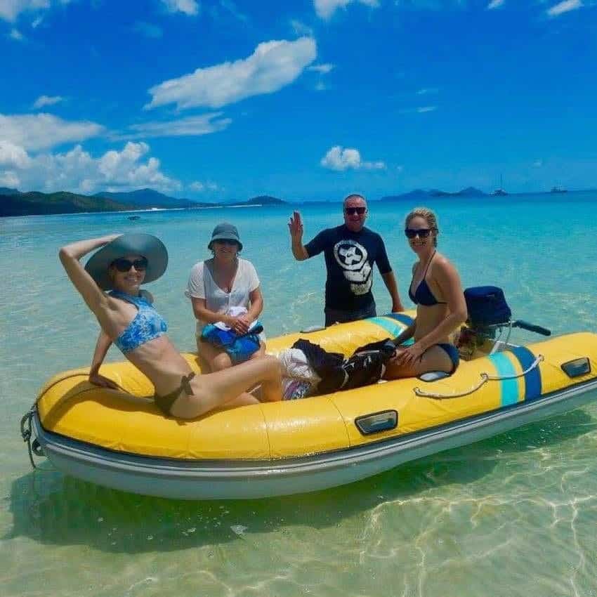 liges stigmes prin pethanei sikose ayto sto facebook simera echei sygklonisei olokliro ton planiti 12