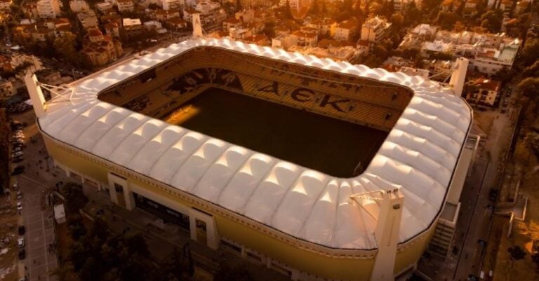 Η αύρα και η λάμψη της Αγια – Σοφιάς, μια απόδραση από τη μιζέρια και την τοξικότητα