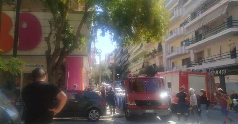 Κατέρρευσε ασανσέρ στα Jumbo – Υπάρχουν τραυματίες