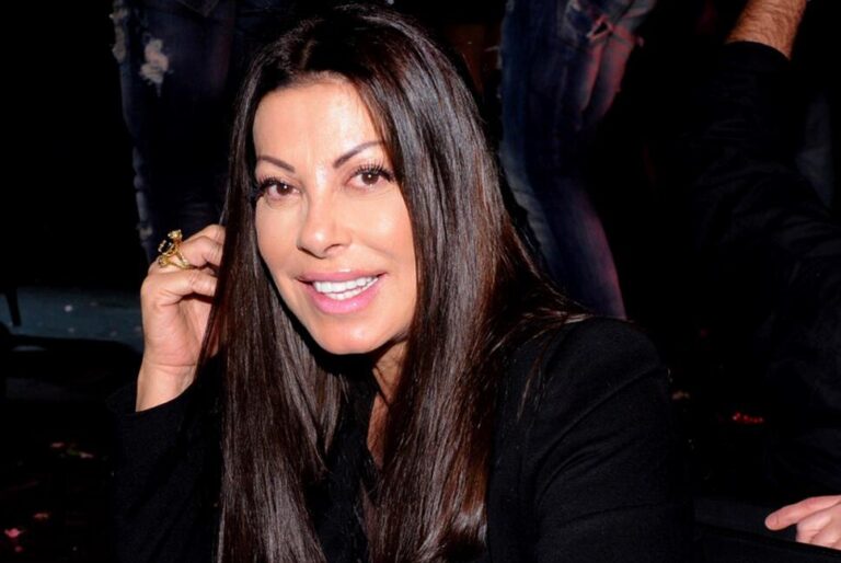 Άντζελα Δημητρίου: «Είναι κακό να σκοτώνεις κάτι, αλλά δεν μπορούσα να φέρω στον κόσμο 20 παιδιά!»