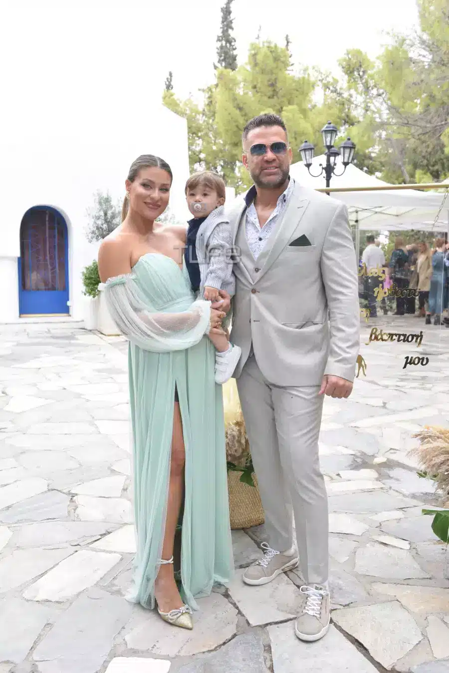 kostas sommer valentini papadaki to tlife sti vaftisi toy gioy toys oi protes fotografies 3
