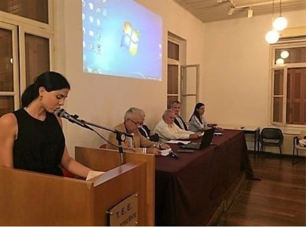 34χρονη