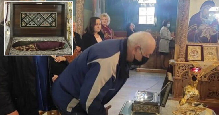 Κοζάνη: Χαμός με το προσκύνημα στην παντόφλα του Αγίου Σπυρίδωνα