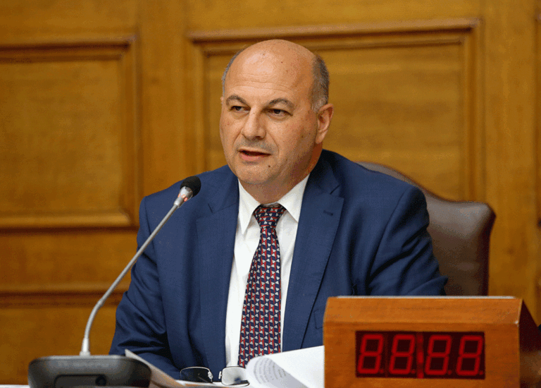 Ο Τσιάρας για την 12χρονη – «Ο βιασμός ανηλίκου τιμωρείται με μια και μόνο ποινή, τα ισόβια»