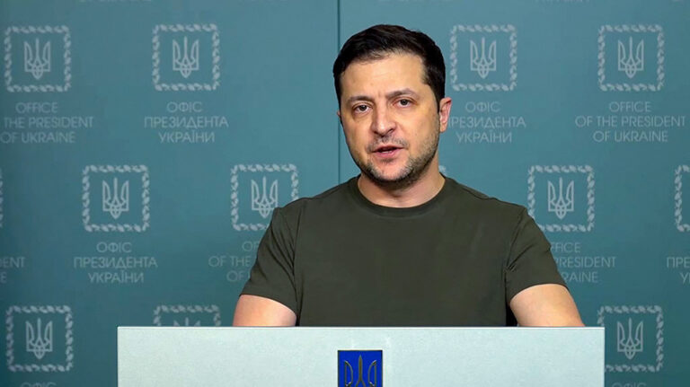 Ζελένσκι: «Χρειαζόμαστε 38 δισεκ. δολάρια για να καλύψουμε το έλλειμμα στον προϋπολογισμό»