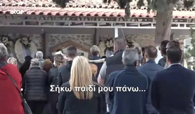«Φώτη, γύρνα πίσω παιδί μου…», φώναζε η μητέρα του 17χρονου που σκότωσε κατά λάθος ο αδερφός του