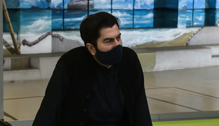 Κιβωτός του Κόσμου: «Ο πάτερ Αντώνιος έβαζε το χέρι του μέσα στο μαγιό μου» κατάθεση – σοκ από 19χρονο