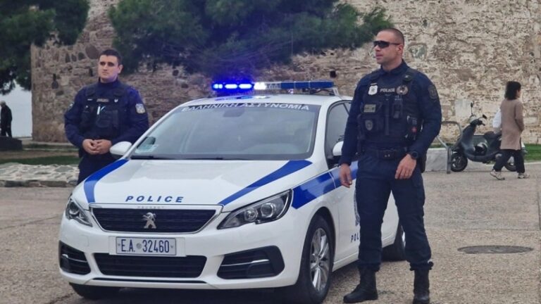 Θεσσαλονίκη: Στο «άψε σβήσε» έφτασαν οι αστυνομικοί το 6χρονο παιδί στο νοσοκομείο – Πώς το έσωσαν