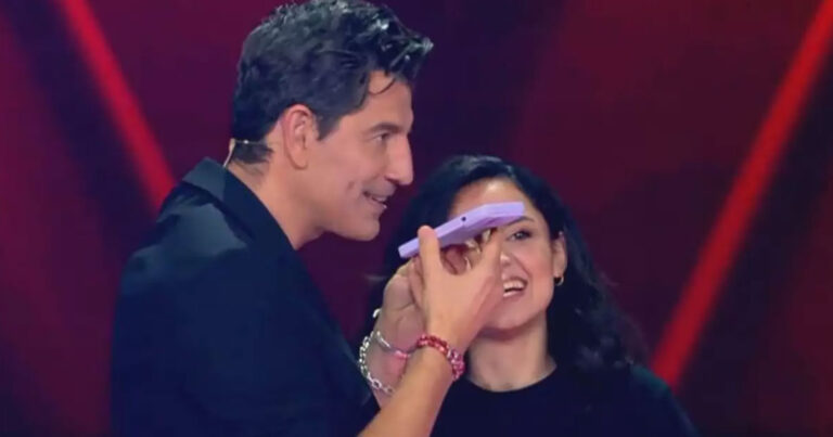 The Voice: «Τρελάθηκε» όταν άκουσε τον Σάκη Ρουβά – «Σε πήρα τηλέφωνο να με βοηθήσεις βρε κορίτσι μου»