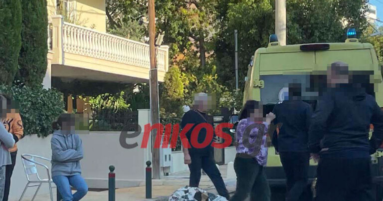 Σοκ στο Χαλάνδρι: Σκύλος επιτέθηκε και κατασπάραξε γυναίκα στη μέση του δρόμου