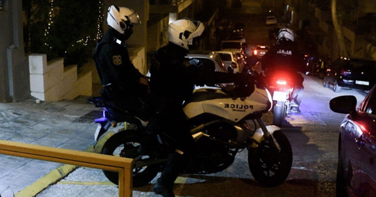 Θεσσαλονίκη: Διέλυσε το αυτοκίνητό του επειδή δεν ανταποκρινόταν στον έρωτά της
